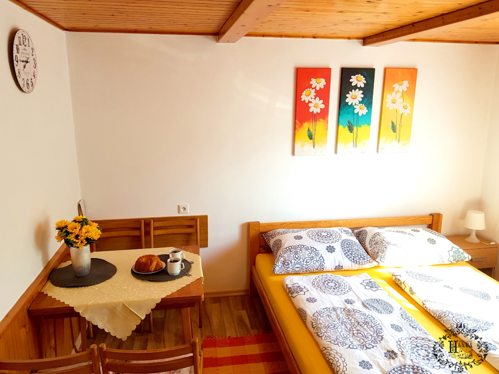 HANDA VILA - 1. PATRO